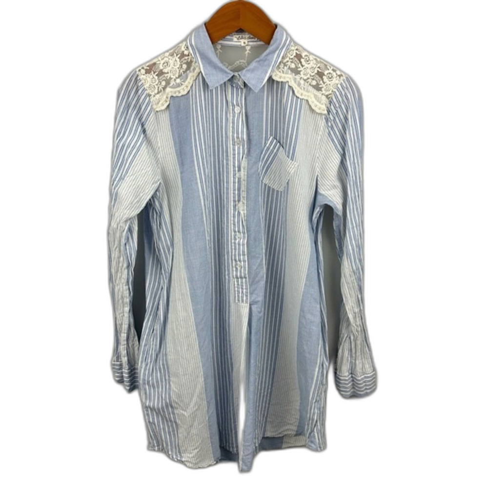 Lili’s Closet Blue White Stripe Lace Back Tunic Top Size Small Coastal Spring